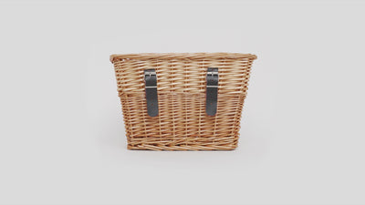 Classic Willow Front Basket