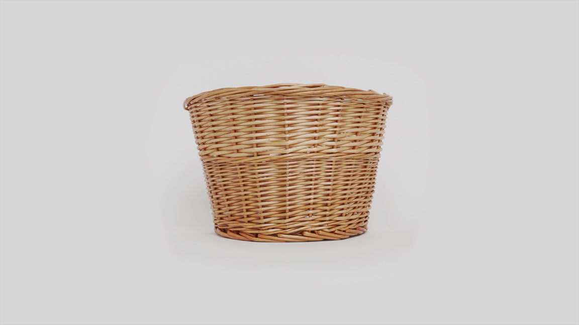 Classic Willow Front Basket